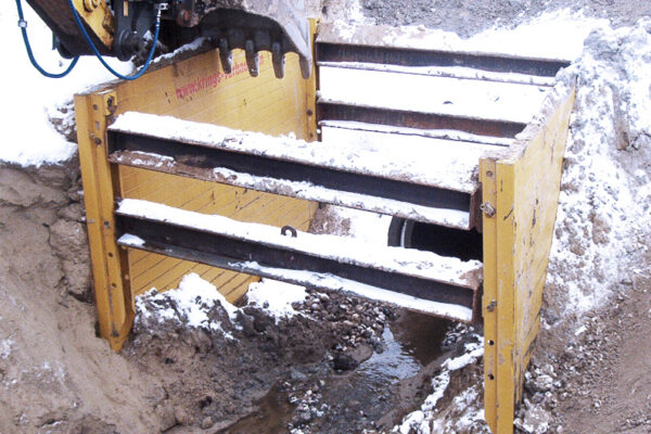 bygningsstaal_A4-daeksler--Gravekasseben-AAborg-003